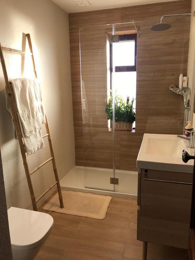 Beachfront Apartment With Swimming Pool ミンデロ エクステリア 写真